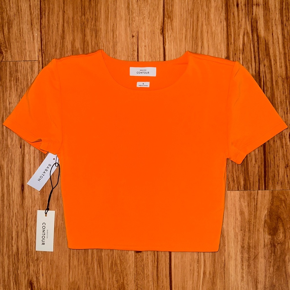 Babaton Contour Crew Crop Top